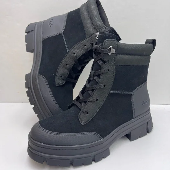 UGG Women's Lace-Up Boot
W / 1174492
W ASHTON WEATHERIZED LACE UP Boots Black - Picture 15 of 16